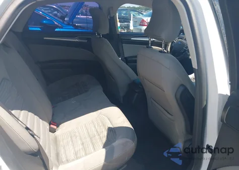 2016 Ford Fusion S z USA, uszkodzony, nr VIN 3FA6P0G78GR156201